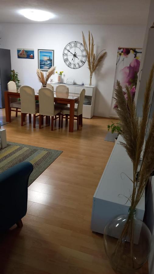 Apartman Antonio Трогир Экстерьер фото