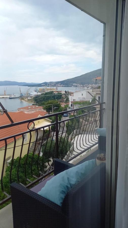 Apartman Antonio Трогир Экстерьер фото